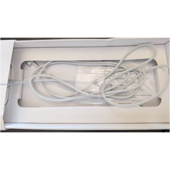 Apple 45W MagSafe 2 Power Adapter (for MacBook Air) - Picture 4 of 6